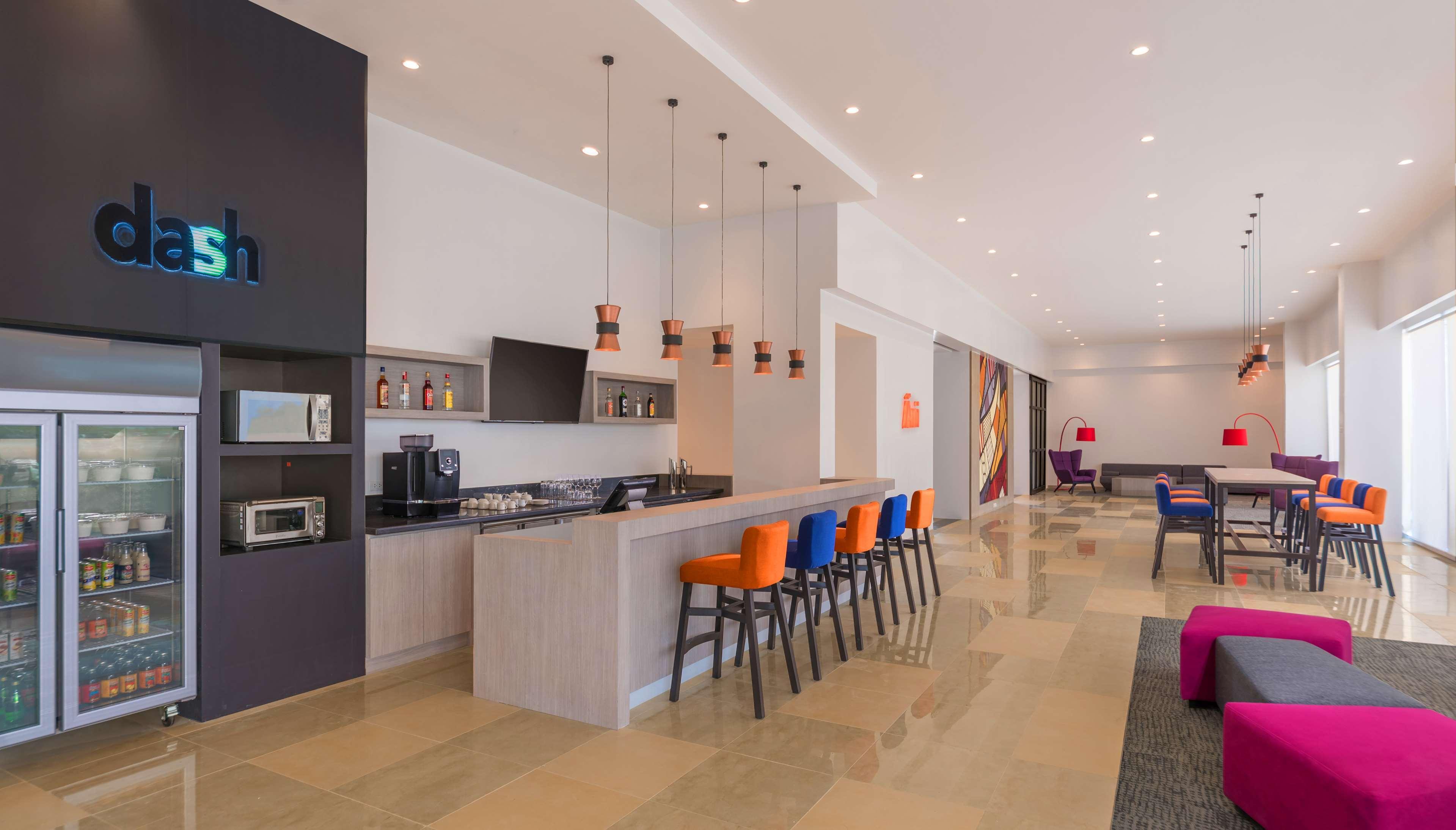Park Inn By Radisson Iloilo Экстерьер фото