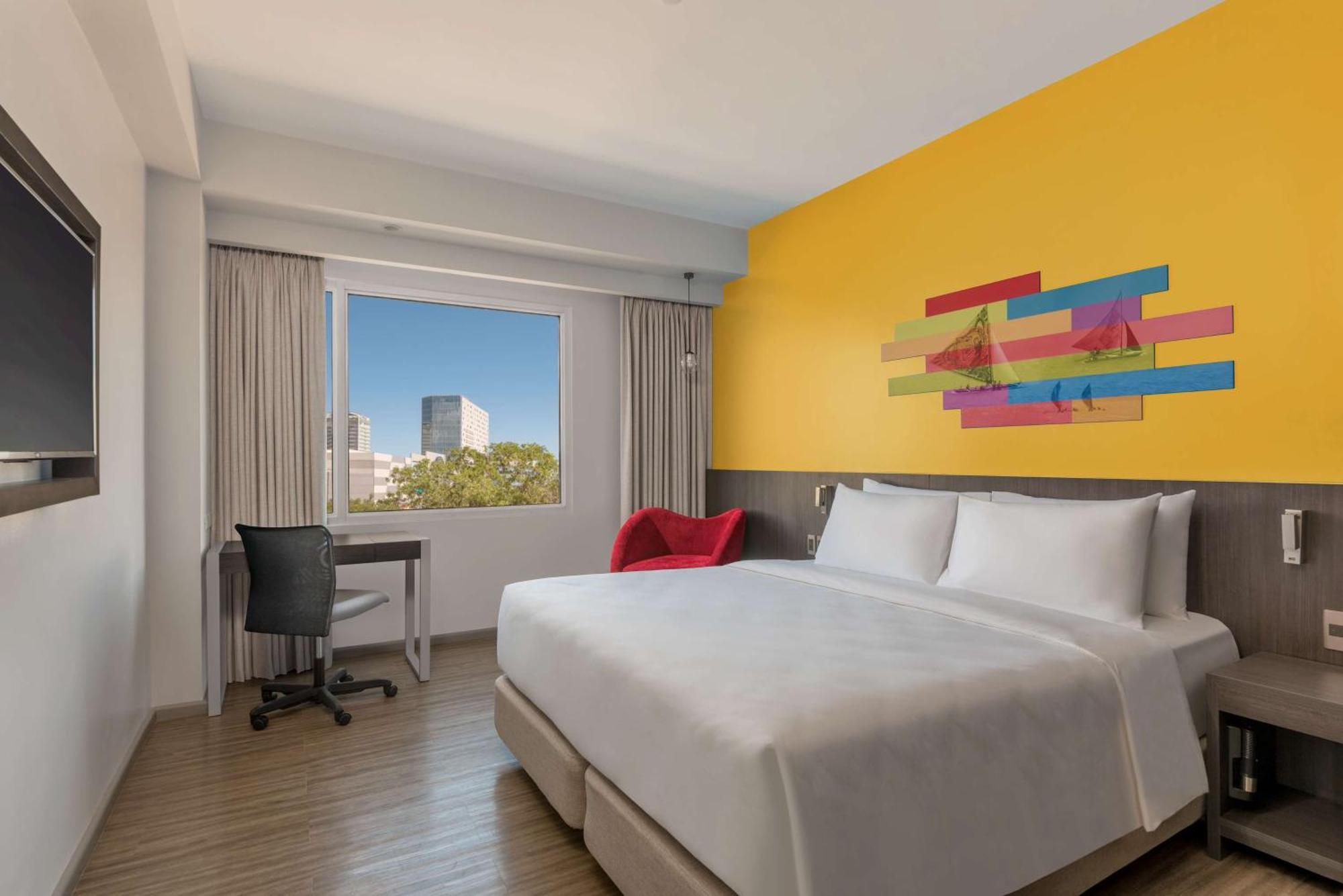 Park Inn By Radisson Iloilo Экстерьер фото