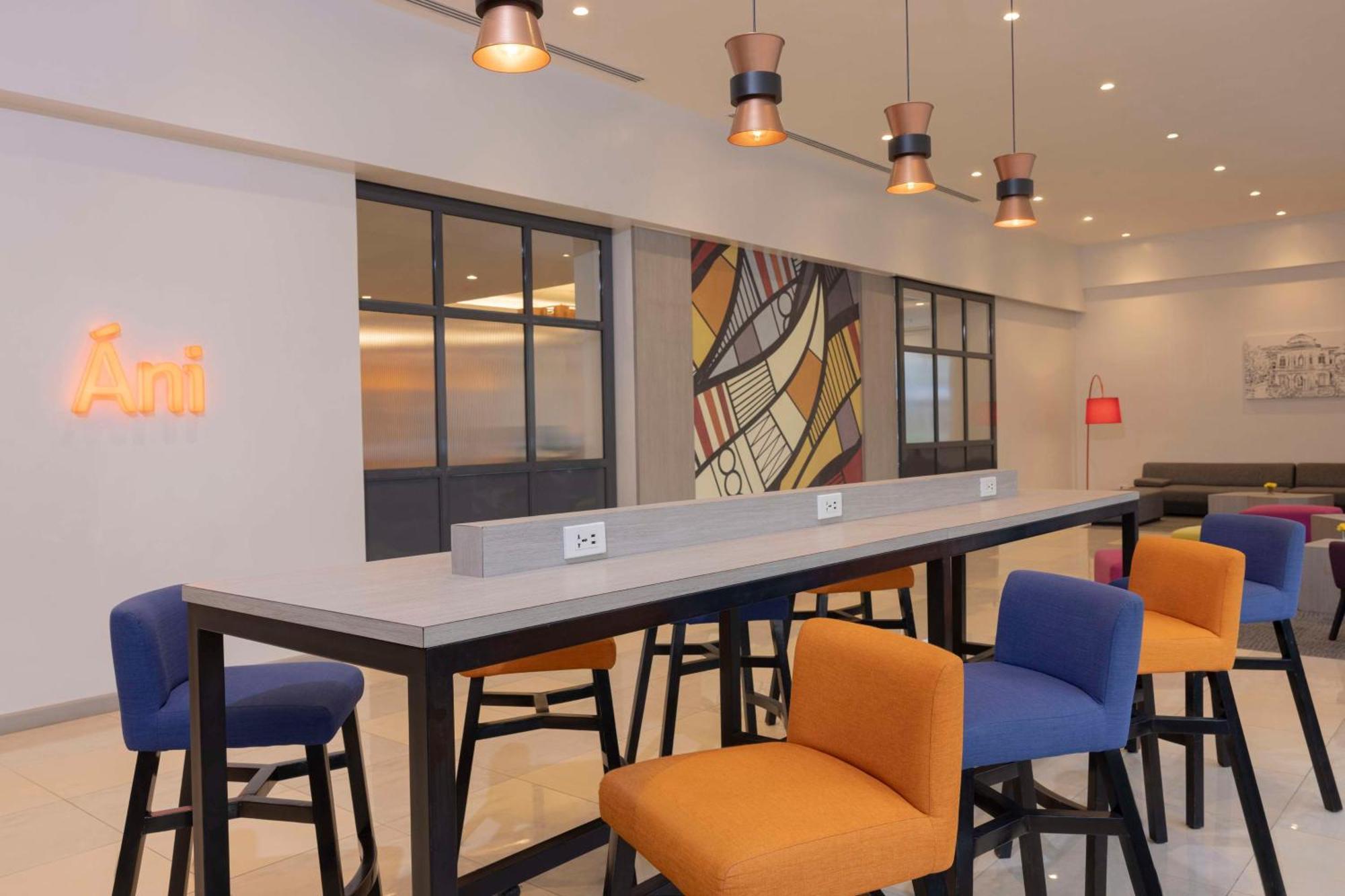 Park Inn By Radisson Iloilo Экстерьер фото